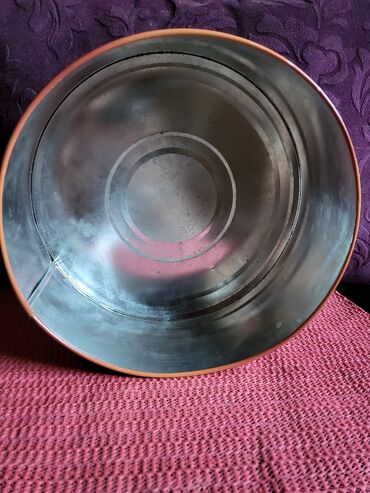 Ostalo posuđe: Metalna ocuvana turska kutija iz 2005g. Visina. 10cm — 7