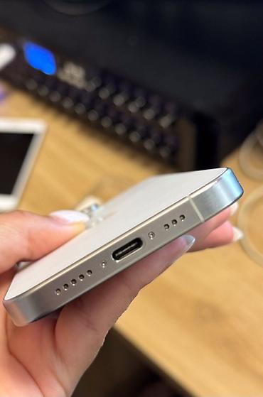 apple plata: IPhone 15 Pro, 128 GB, White Titanium, Face ID — 3