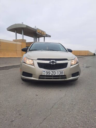 chevrolet azərbaycan: Chevrolet Cruze: 1.4 l | 2013 il | 17500 km Sedan