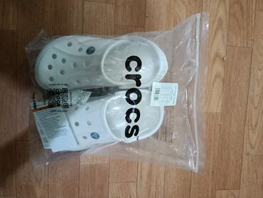 кроксы молния маквин: Босоножки, 34, Crocs, Новый, цвет - Белый, Самовывоз