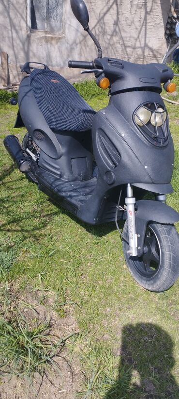 Мотоциклы и мопеды: Продаю скутер лупарь, в отличном состоянии, поршневая полностью 150