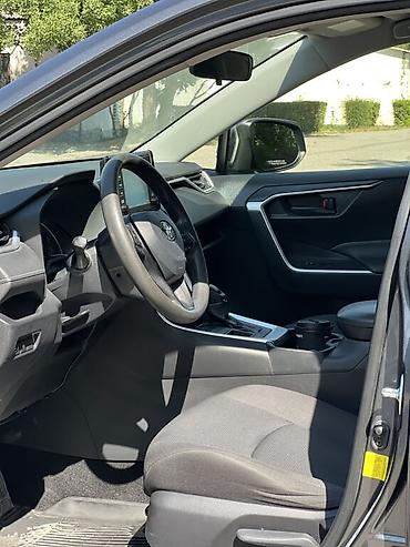 Toyota: Toyota RAV4: 2019 г., 2.5 л, Автомат, Бензин, Кроссовер — 10