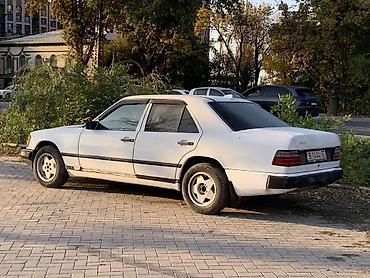 мэрседес 124: Mercedes-Benz W124: 1989 г., 2 л, Механика, Бензин, Седан — 1