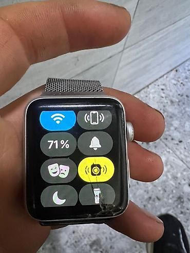 Apple Watch: Apple Watch Series 3, 42 мм (алюминиевый корпус, Ion‑X Glass), GPS, WR — 2