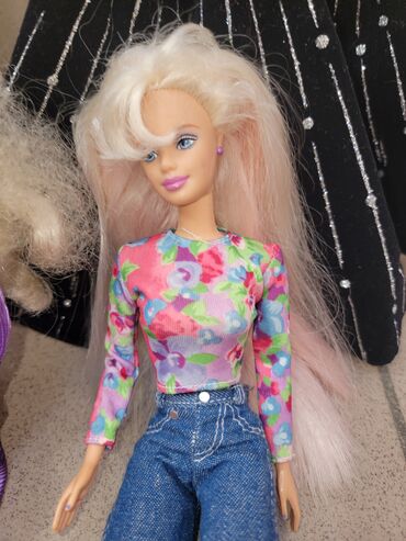 Igračke: Kolekcija modnih lutaka (Barbie/Barbie‑stil) sa raznovrsnom — 10