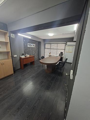 qebele a frame: Ofis otağı – masa və oturacaqlarla - Təyinat: ofis/iş otağı - Daxili — 4
