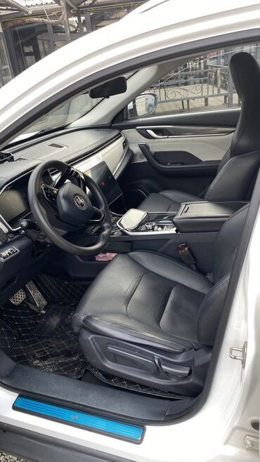 Weltmeister: Weltmeister EX5, 2020 г., 113000 км, Передний, В наличии — 7