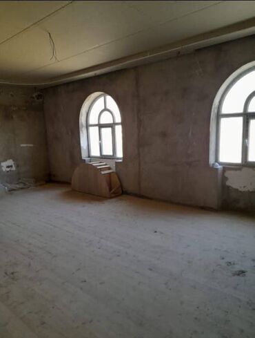 Həyət evləri və villaların satışı: Binə 15 otaq, 380 kv. m, Orta təmir — 10