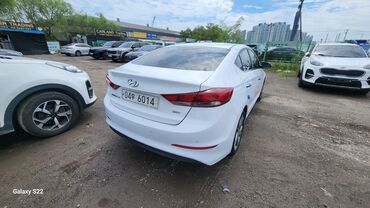 Hyundai: Hyundai Avante: 2017 г., 1.6 л, Автомат, Дизель, Седан — 3
