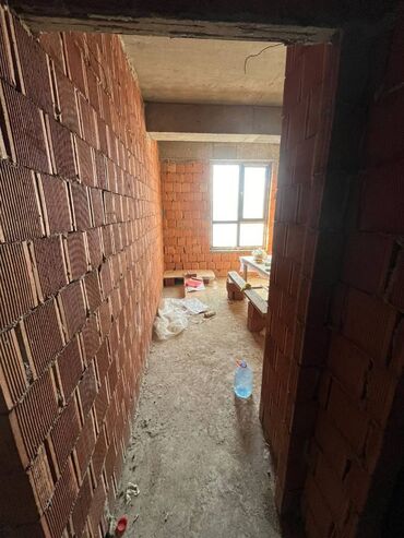 Yeni tikili: Qaraçuxur qəs., 2 otaqlı, Yeni tikili, m. Xalqlar Dostluğu, 55 kv. m — 6