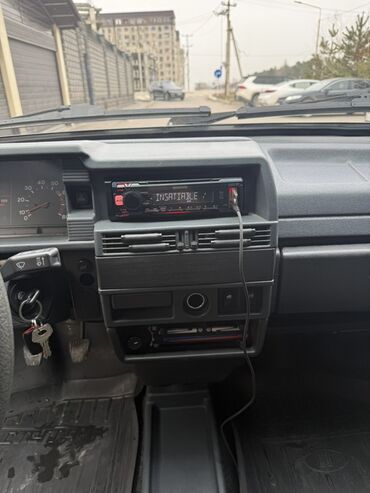 ВАЗ (ЛАДА): ВАЗ (ЛАДА) 21099: 2002 г., 1.5 л, Механика, Бензин, Седан — 10