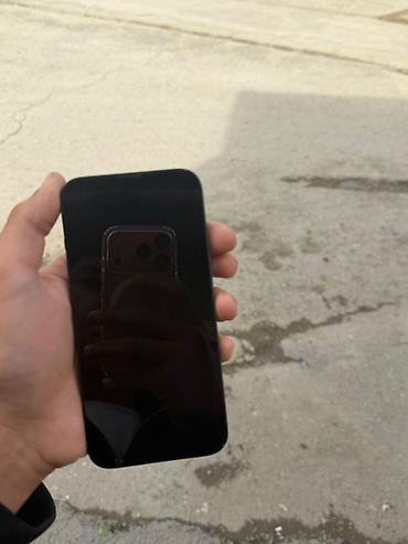 ipad mini 4: IPhone 13, Qara — 4