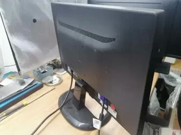 Monitori: Monitori Viewsonic 22" 10kom. Lepo ocuvani, kao novi bez ogrebotina — 7