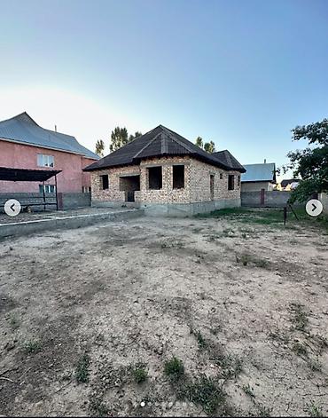 Продажа коттеджей и домов: **Продаётся дом (ПСО)** Бишкек, р-н Военно-Антоновка Дом: 120 м² — 1