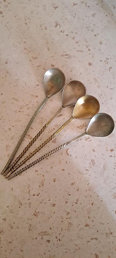 ləvazimatlar: Vintage metal qaşıq dəsti – 4 ədəd - Material: metal qarışığı (gümüşü — 3