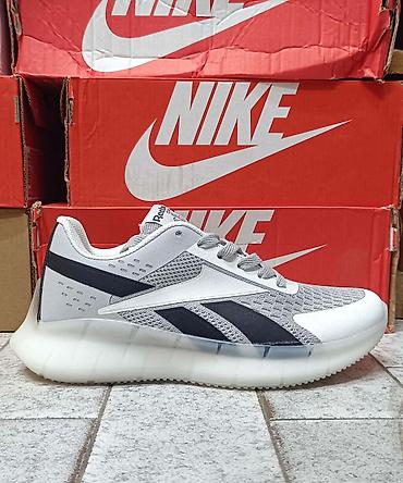 Patike: Rebook
 od 36 do 46 — 1