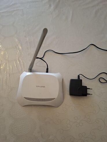 Комплектующие для ПК и ноутбуков: Tp link Modem. 2 ədədir. Hər biri 10 manat. Metro çatdırma. Whatsapp