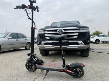 Elektrikli samokatlar: İşlənmiş Elektrik samokat 10", > 1000 Vt, > 45 km/s, Ünvandan götürmə — 3