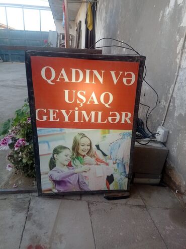 dönər reklamı: Salam tecili satılır men bu plakatı 120 yığdırmışdım maqazinim