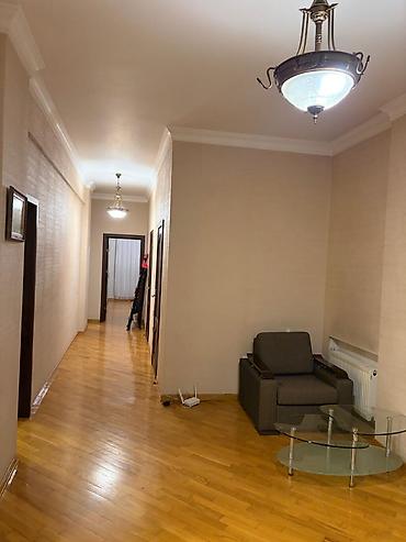 ecemide kiraye evler 2020: Gənclikdə, "ABU Arena" kompleksində, universitetlərin yanında 3 otaqlı — 4