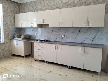 Sifarişlə mebel: Sifarişlə mətbəx dəsti, Özü çəkən petlələr, Sadə laminat, Kredit yoxdur, Ünvandan götürmə, Pulsuz çatdırılma, Ödənişli çatdırılma