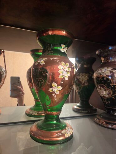 Digər dəstlər və servizlər: Klassik kəsimli büllur dəst razlasma yolu ilə satlir - 2 ədəd hündür — 8