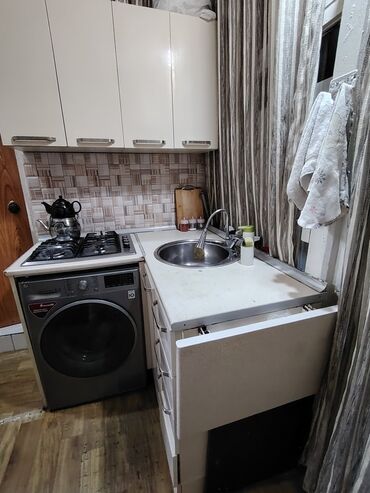 Köhnə tikili: Bakı, 28 May, 1 otaqlı, Köhnə tikili, m. 28 may, 35 kv. m -da lalafo.az — 12 Köhnə tikili: Bakı, 28 May, 1 otaqlı, Köhnə tikili, m. 28 may, 35 kv. m — 12