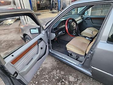 e klass: Mercedes-Benz E-Class: 1992 г., 3 л, Автомат, Газ, Седан — 6