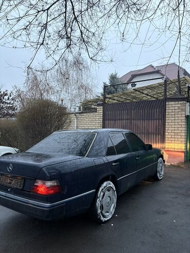 Mercedes-Benz: Mercedes-Benz W124: 1993 г., 2.2 л, Робот, Бензин, Седан — 5