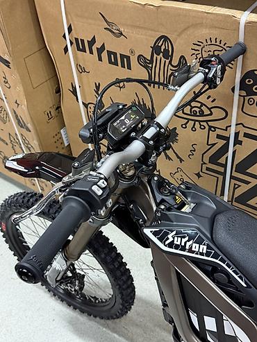 Мотоциклы: Surron Light Bee X 2️⃣ 2026 🔋 Батарея 78.54V45A съемная ⚡️ Мощность — 8