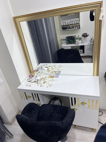 Salon, tibbi mebel dəsti: Gözəllik salonu üçün avadanlıq paketi - LED işıqlı dairəvi divar — 9