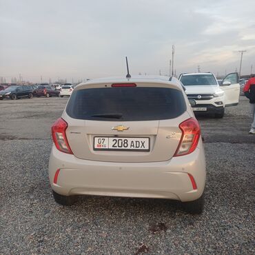 Chevrolet: Chevrolet Spark: 2017 г., 0.1 л, Автомат, Бензин, Хэтчбэк — 3