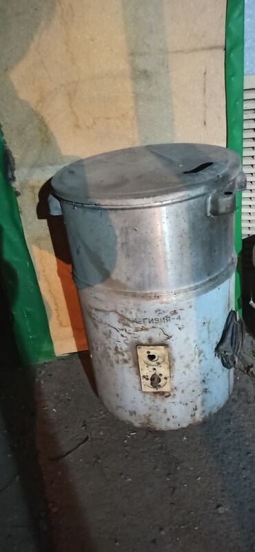 полуавтомат стиралный: Продаю стиральную машину Киргизия. В рабочем состоянии. - Материал