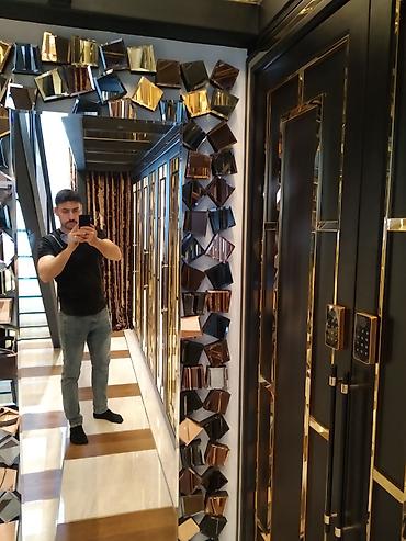 balyans pilleken: Lüks interyer üçün şüşə və metal konstruksiyalı nərdivan və məhəccər — 4