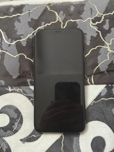 продаю айфон 8 плюс: IPhone X, Б/у, 128 ГБ, Space Gray, Чехол, 76 %