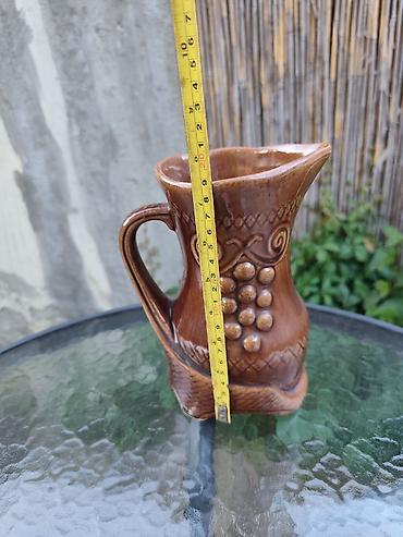 bacac diska: Retro keramički vrč / bokal (Model 665) – Vintage etno keramika 1970-e — 2