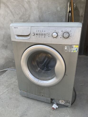 Paltaryuyan maşınlar: Paltaryuyan maşın Beko, 6 kq, Ünvandan götürmə