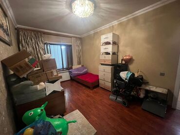 Köhnə tikili: Bakı, 8-ci mikrorayon, 4 otaqlı, Köhnə tikili, m. Azadlıq Prospekti, 100 kv. m — 10