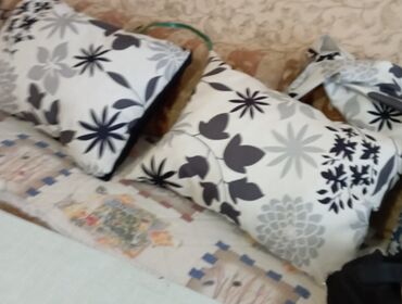 perjani jastuk: Dekorativni jastuk, bоја - Šareno
