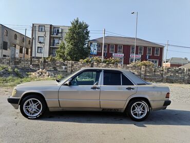 maşın boyaları: Mercedes-Benz 190: 2 l | 1992 il Sedan