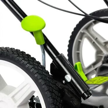 Kosilice i trimeri: Specifikacija : Tip motora: DV0160 Snaga motora: 160 cm3 Širina — 13