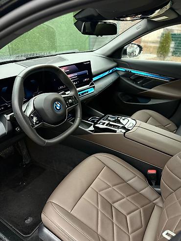 BMW: BMW : 2024 г., Электромобиль, Седан — 12