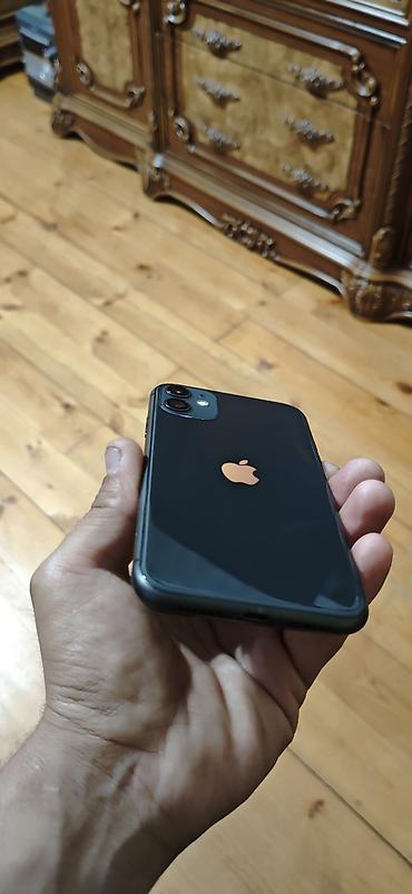 iphone 11 kac manat: IPhone 11, 128 GB, Black Titanium, Simsiz şarj, Face ID — 10