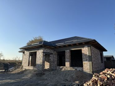 шкаф для одежды токмок: Кирпичный дом (строящаяся коробка) с четырехскатной крышей из at lalafo.kg шкаф для одежды токмок: Кирпичный дом (строящаяся коробка) с четырехскатной крышей из