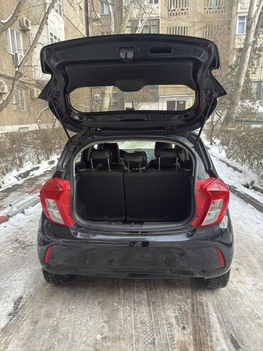 Chevrolet: Chevrolet Spark: 2017 г., 1 л, Автомат, Бензин, Хэтчбэк — 6