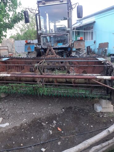 диски на ниву: Traktor Belarus (MTZ) 28, 1997 il, motor 2.4 l, İşlənmiş