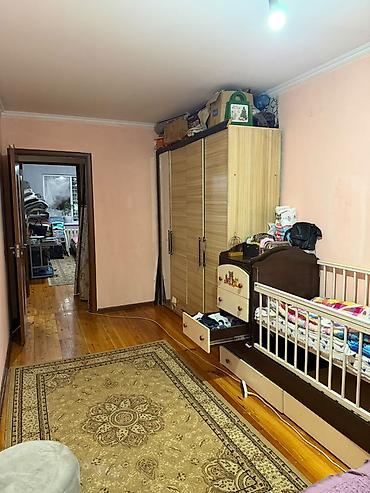 лумумбы: 3 комнаты, 58 м², Кудайберген авторынок 104 серия, 3 этаж, Косметический ремонт — 5