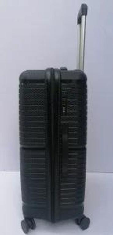 Putni koferi i torbe: Tvrdi kofer na točkićima – crni, sa teksturom karbona - Materijal — 15