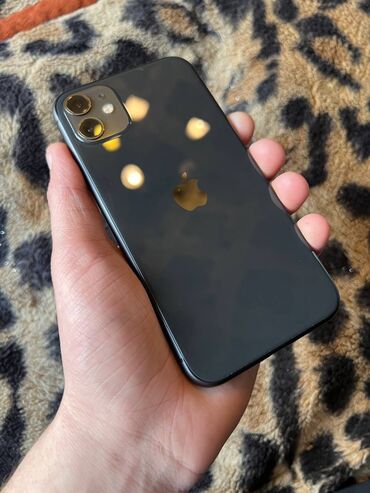 купить iphone в бишкеке: IPhone 11, Колдонулган, 128 ГБ, Кара, Каптама, 76 %