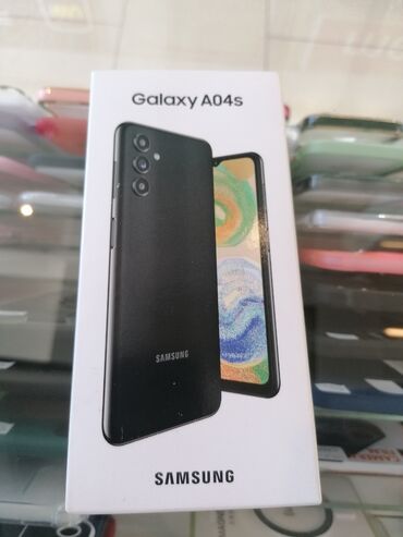 Samsung A04s ili A13 5G, dual sim Nov. Nekorišćen. Poklon novo